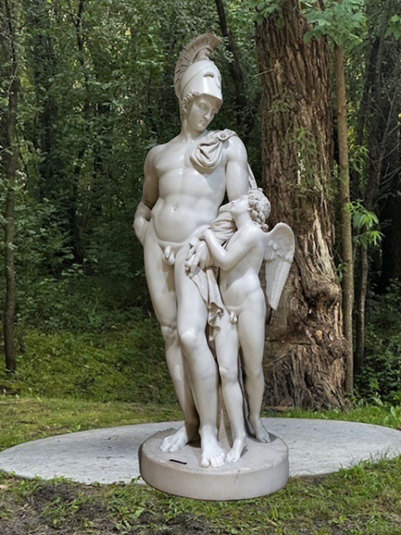Mars sculpture