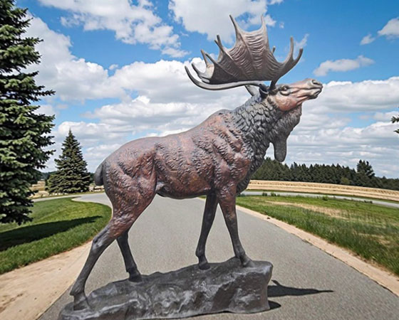moose garden statue