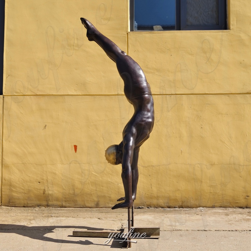 side view of the Golden Mean