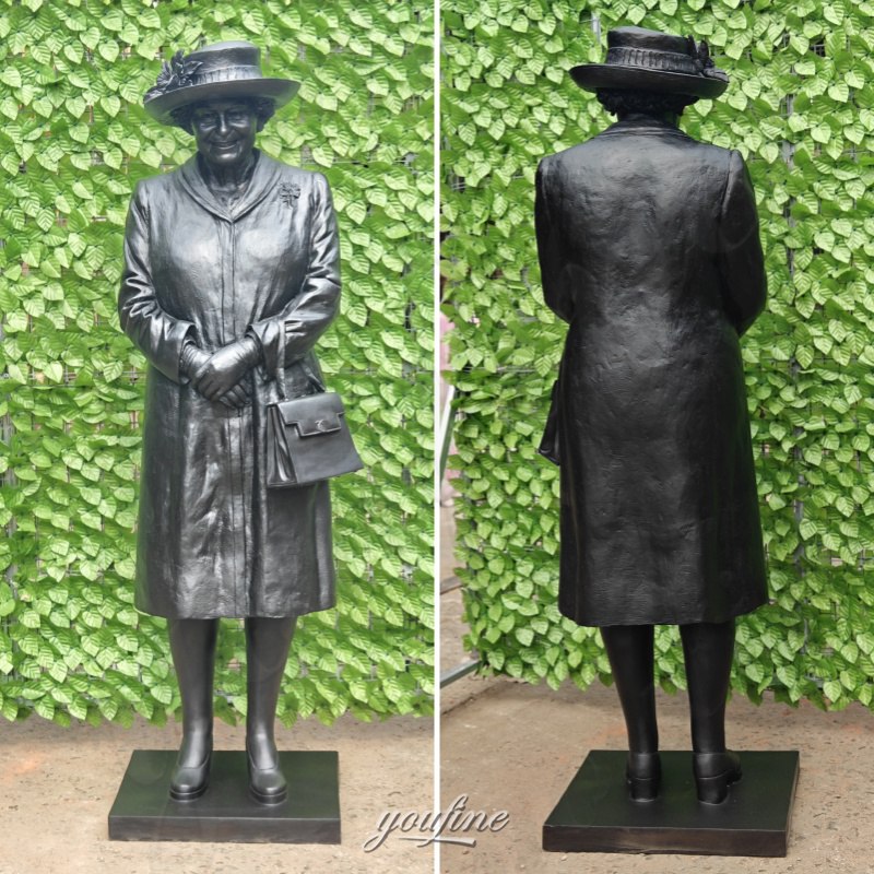 Queen Elizabeth II sculpture