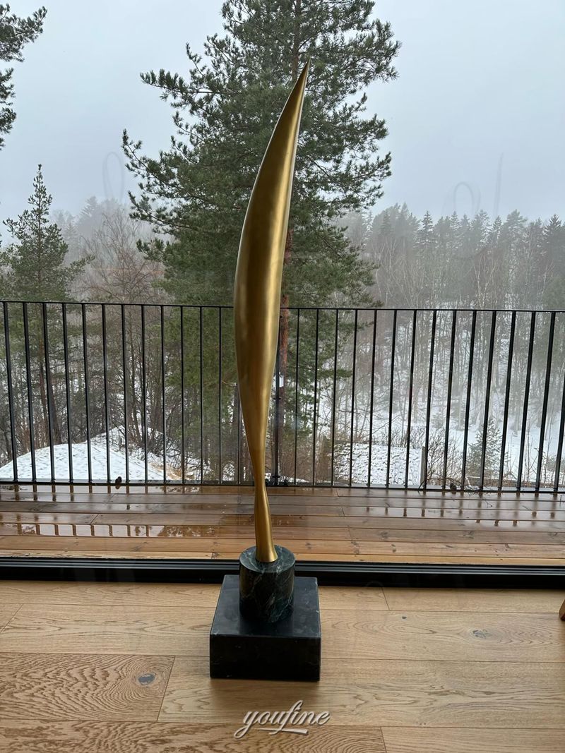 Feedback on the Swedish bird in flight sculpture
