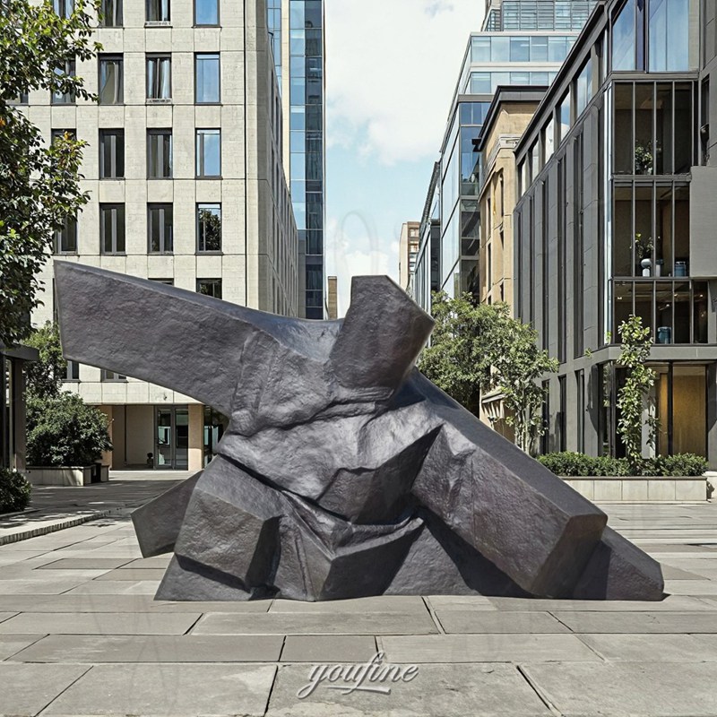 Tai Chi sculpture