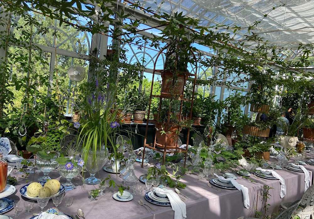 custom-greenhouse-for-restaurant