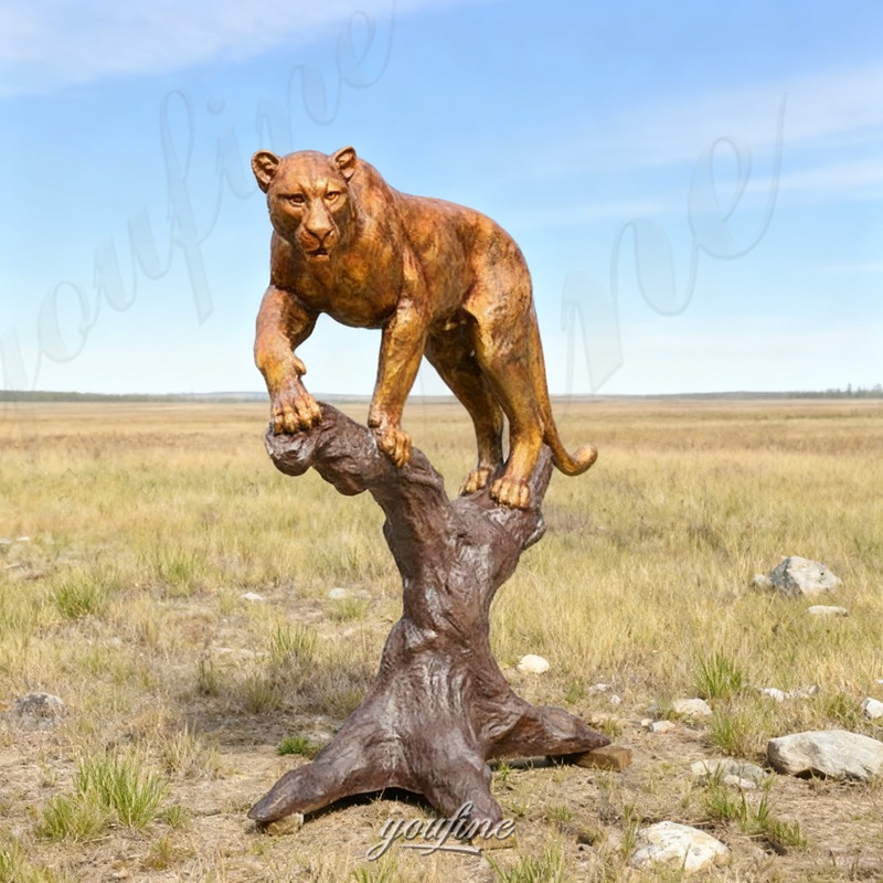 life size puma sculpture