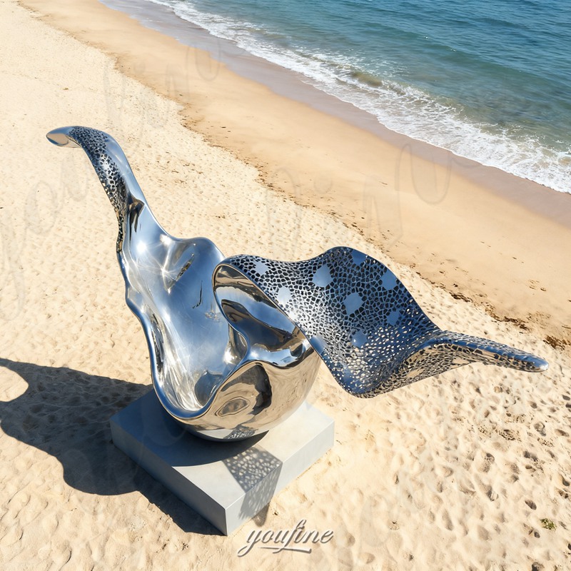 Top view of splash sculpture