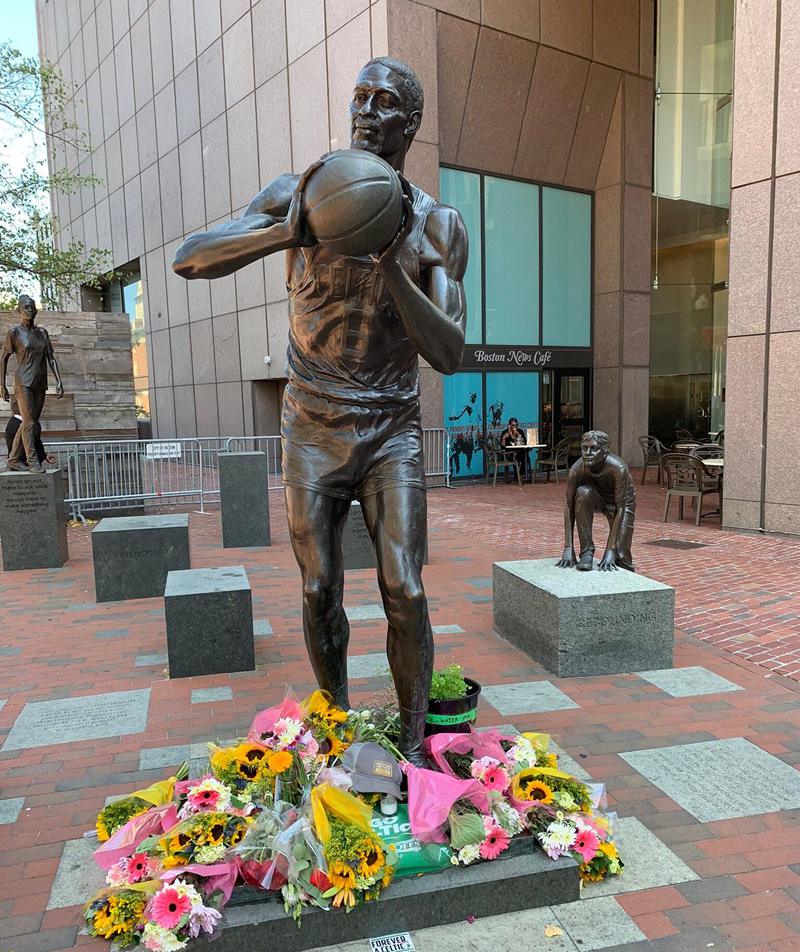 Bill Russell statue