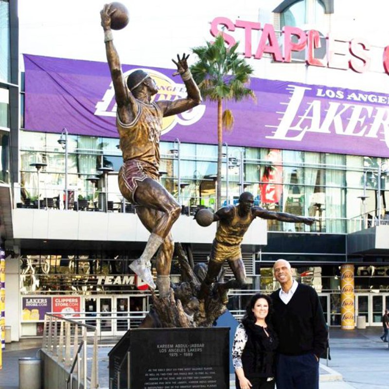Kareem Abdul-Jabbar statue