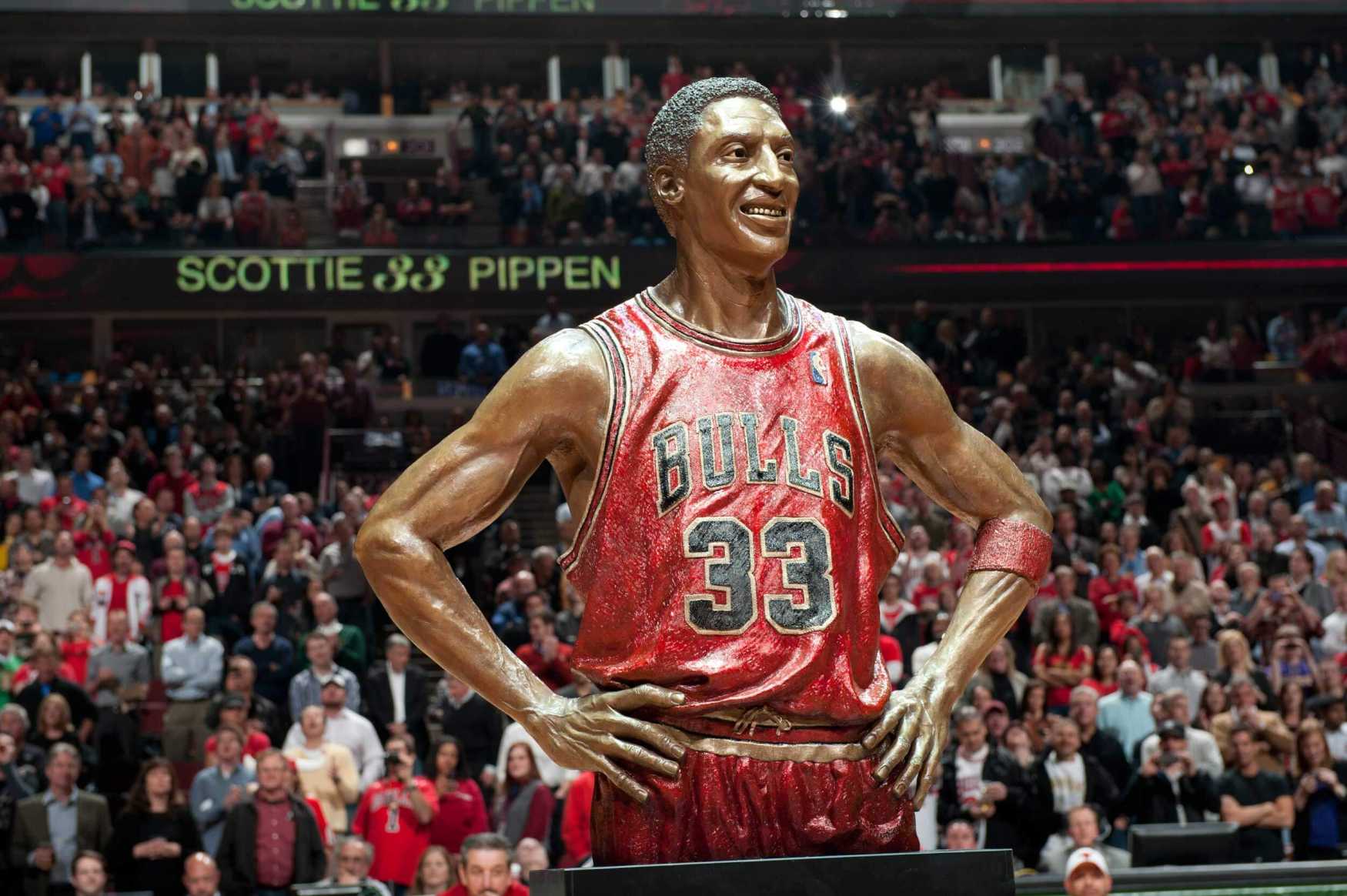 Scottie Pippen statue
