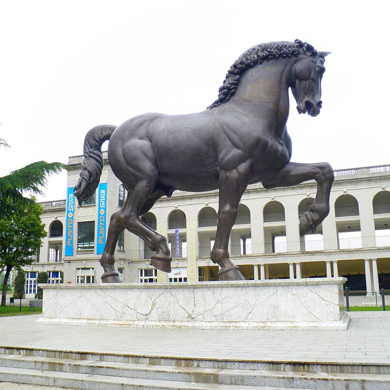 Leonardo's Horse statue