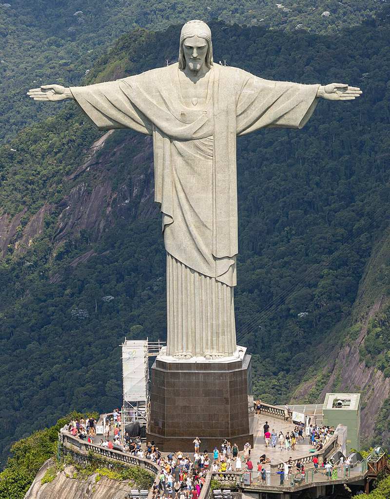 Christ the Redeemer statue