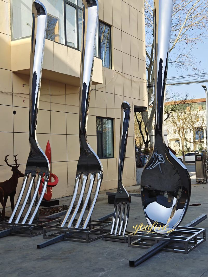 finished knife and fork sculpture