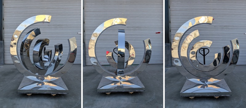 finished interlocking sculpture